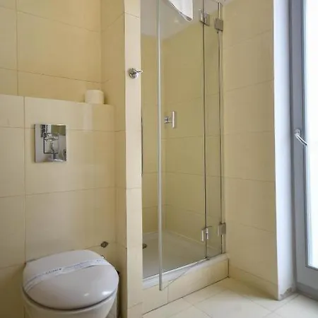 Апартаменты Na Wyspie - Casa Marina - Parking Свиноуйсьце