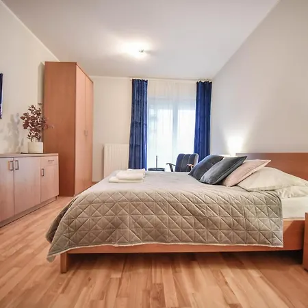 Na Wyspie - Casa Marina - Parking Apartment Swinoujscie